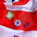 Collana Elizabeth II Platinum Jubilee di Legno