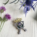 Luckenbooth classico – Cuore scozzese con corona dorata e cardo viola-verde