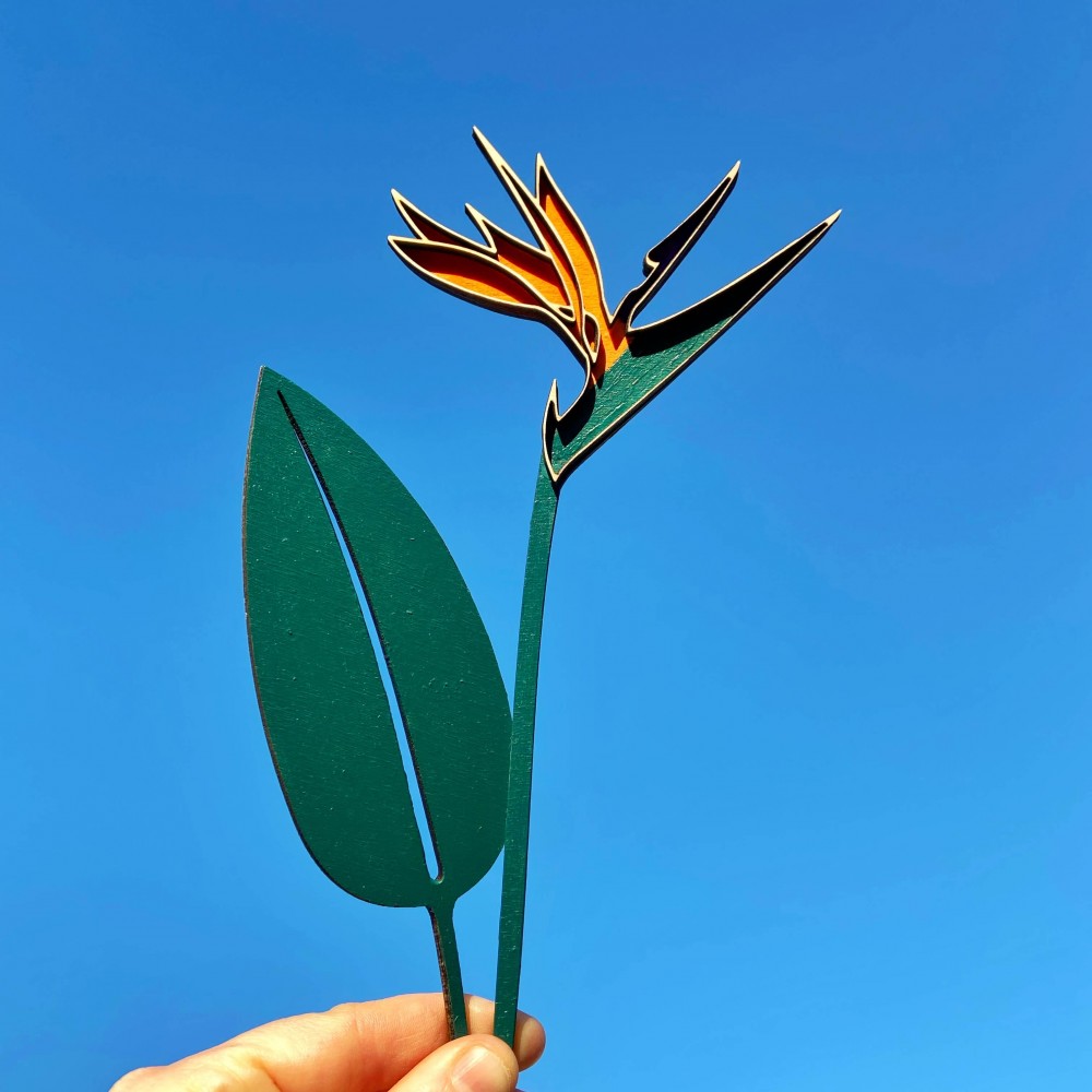 Strelitzia in legno dipinta a mano – Fiore Eterno Invernale | Decorazione elegante artigianale